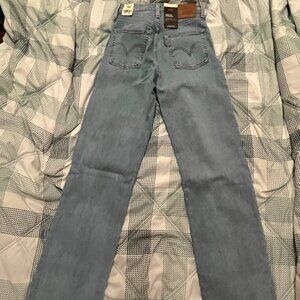 NWT Levi's Ribcage Straight Jeans, 27 x 32